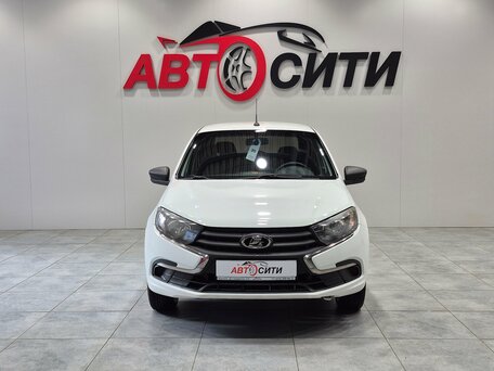 2018 Lada (ВАЗ) Granta I Рестайлинг, белый, 450000 рублей, вид 2