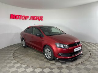 2014 Volkswagen Polo V, красный, 734000 рублей, вид 3