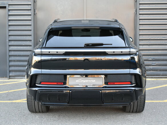 2026 Porsche Cayenne Electric IV, чёрный, 25190000 рублей - вид 7