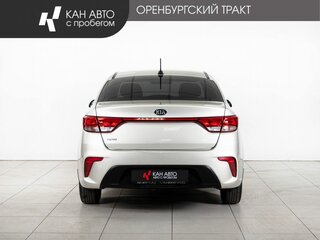 2018 Kia Rio IV, бежевый, 788000 рублей, вид 4