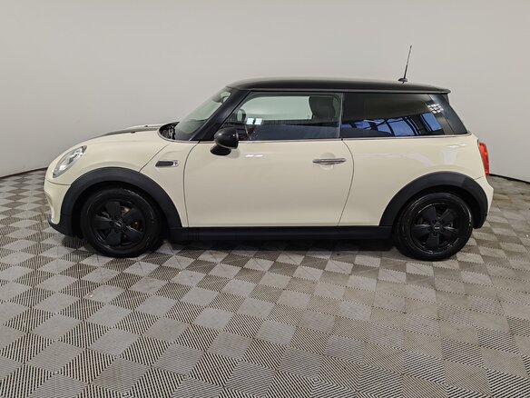 2016 Mini Hatch Cooper III (F55/F56), белый, 1499000 рублей - вид 7