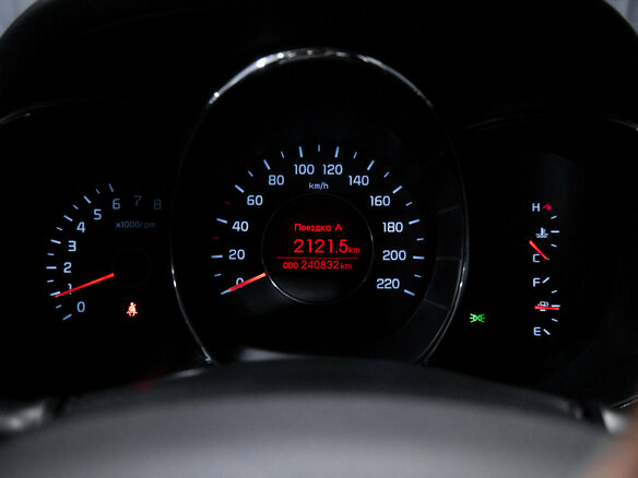 2012 Kia Rio 5-speed III, красный, 649000 рублей - вид 12