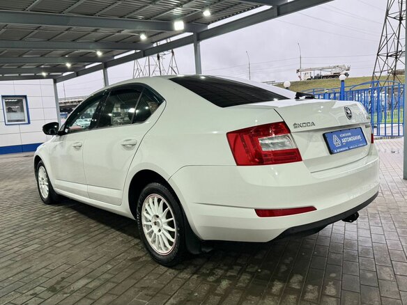 2014 Skoda Octavia III (A7), белый, 844000 рублей - вид 2