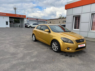 2008 Kia Ceed I, жёлтый, 565000 рублей, вид 4