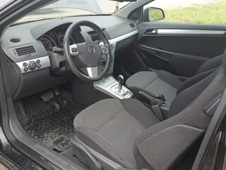 2010 Opel Astra GTC H Рестайлинг, чёрный, 470000 рублей, вид 5