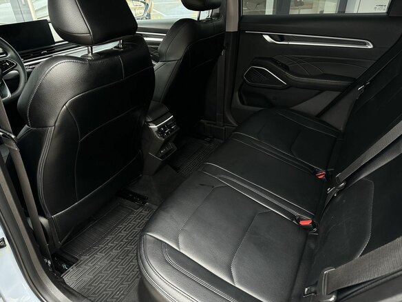 2024 Geely Emgrand II, серый, 1389000 рублей - вид 9