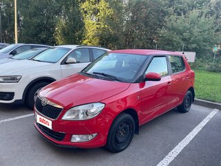 2013 Skoda Fabia II Рестайлинг, красный, 720000 рублей, вид 1