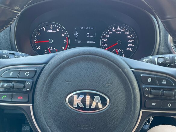 2017 Kia Sportage IV, серый, 1499999 рублей - вид 5