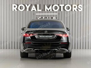 2026 Mercedes-Benz S-Класс 580 Long 4MATIC VII (W223) Рестайлинг, чёрный, 31990000 рублей, вид 4