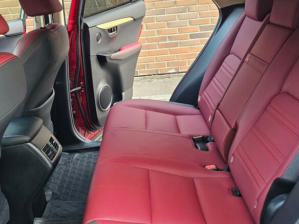 2019 Lexus NX 200 I Рестайлинг, красный, 3650000 рублей - вид 23