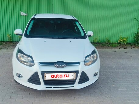 2013 Ford Focus III, белый, 670000 рублей, вид 3