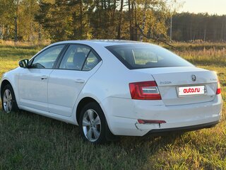 2013 Skoda Octavia III (A7), белый, 910000 рублей, вид 2