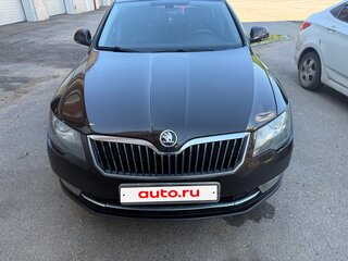2013 Skoda Superb DSG II Рестайлинг, коричневый, 820000 рублей, вид 1