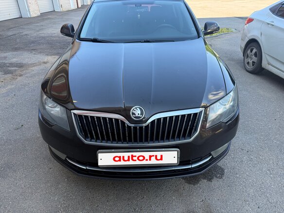 2013 Skoda Superb DSG II Рестайлинг, коричневый, 790000 рублей