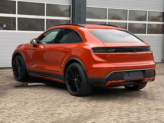 2025 Porsche Macan 4 II, оранжевый, 16690000 рублей, вид 2