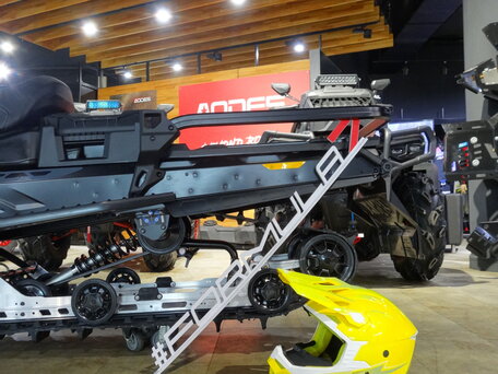 2026 BRP Lynx Commander 900, серый, 2570000 рублей, вид 5