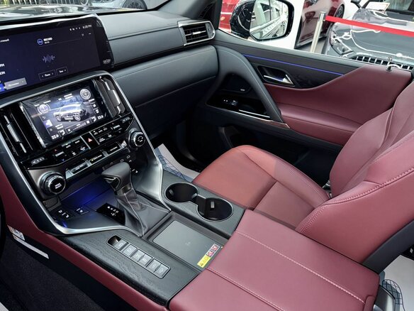 2026 Lexus LX 500d IV, чёрный, 18790000 рублей - вид 28
