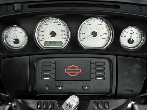 2013 Harley-Davidson Street Glide, чёрный, 1299000 рублей - вид 8