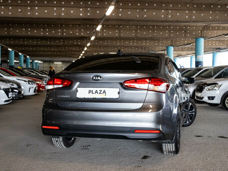 2018 Kia Cerato III Рестайлинг (Classic), серый, 1249000 рублей, вид 3