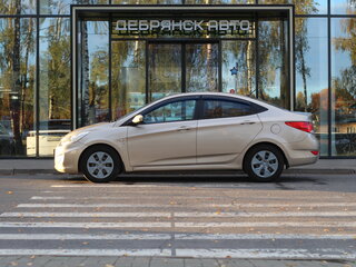 2014 Hyundai Solaris I, бежевый, 845000 рублей, вид 2