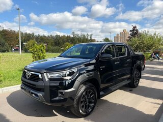 2025 Toyota Hilux VIII Рестайлинг 2, чёрный, 7800000 рублей, вид 1