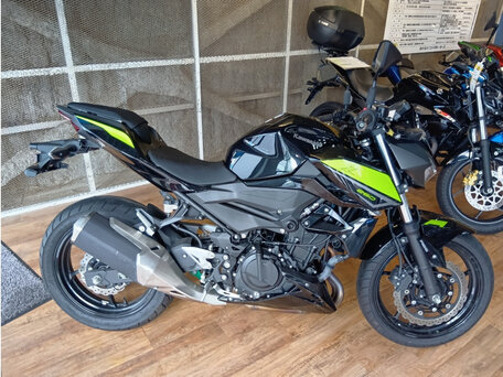 2022 Kawasaki Z 250, чёрный, 420000 рублей, вид 1