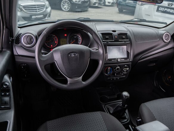 2018 Lada (ВАЗ) Kalina II, белый, 620000 рублей - вид 5