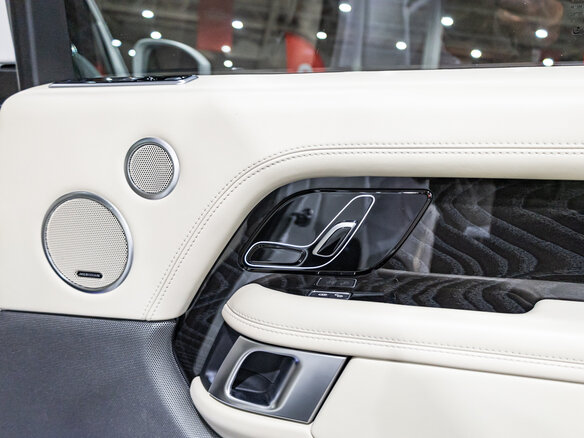 2019 Land Rover Range Rover Long IV Рестайлинг, синий, 5490000 рублей - вид 29