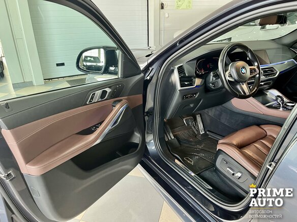 2021 BMW X6 40i III (G06), серый, 8819000 рублей - вид 8