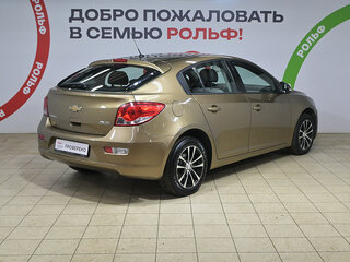 2014 Chevrolet Cruze I Рестайлинг, бежевый, 750000 рублей, вид 4