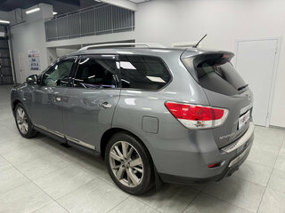 2015 Nissan Pathfinder IV, серый, 1849000 рублей, вид 5