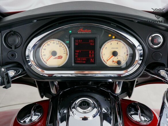 2015 Indian Roadmaster, красный - вид 11