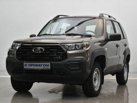 2026 Lada (ВАЗ) Niva Travel I Рестайлинг, коричневый, 1365000 рублей, вид 1