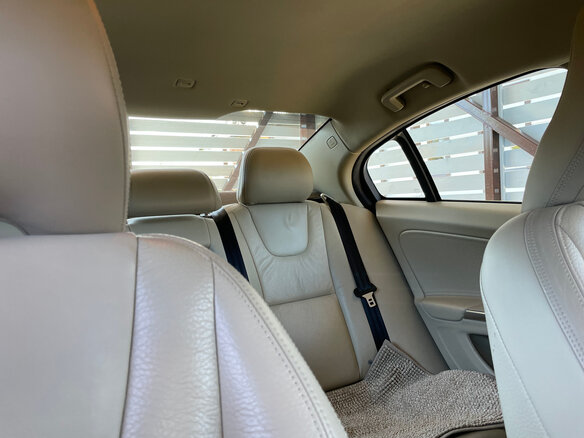 2011 Volvo S60 II, белый - вид 6
