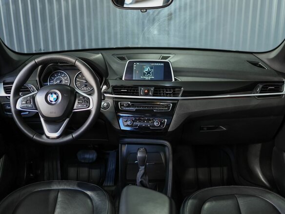 2017 BMW X1 28i xDrive II (F48), серый, 2349000 рублей - вид 7