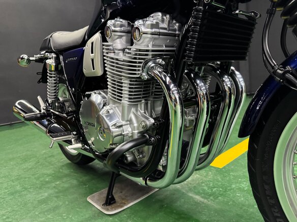 2021 Honda CB 1100, синий, 1450000 рублей - вид 19