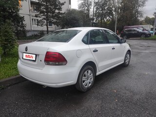 2015 Volkswagen Polo V, белый, 645000 рублей, вид 5