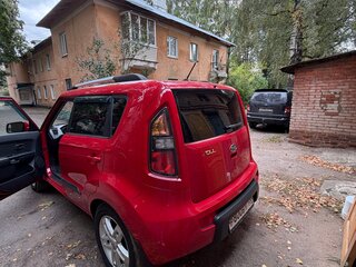 2011 Kia Soul I, красный, 820000 рублей, вид 3