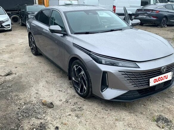 2024 Changan Lamore, серый, 2000000 рублей - вид 2