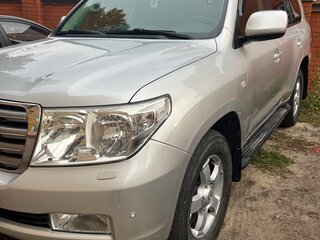 2010 Toyota Land Cruiser 200 Series, серый, 2333000 рублей, вид 2