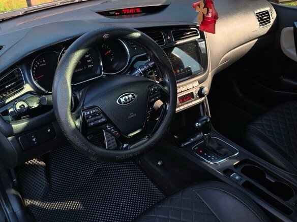 2013 Kia Ceed II, чёрный, 1390000 рублей - вид 6