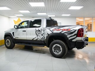 2026 Ram 1500 RHO V Рестайлинг, серебристый, 12499000 рублей, вид 4