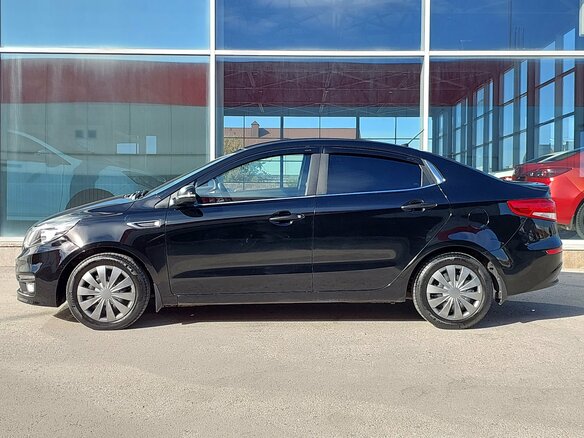 2016 Kia Rio III Рестайлинг, чёрный, 979000 рублей - вид 8