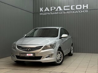 2015 Hyundai Solaris I Рестайлинг, серебристый, 858000 рублей, вид 1