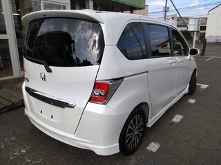 2015 Honda Freed I Рестайлинг 2, белый, 935000 рублей, вид 4