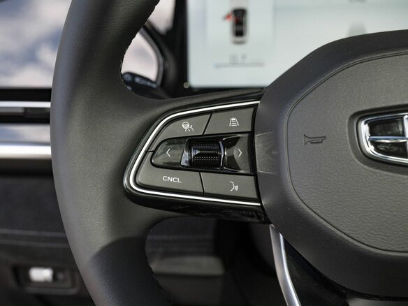 2026 Geely Monjaro I Рестайлинг, белый - вид 20