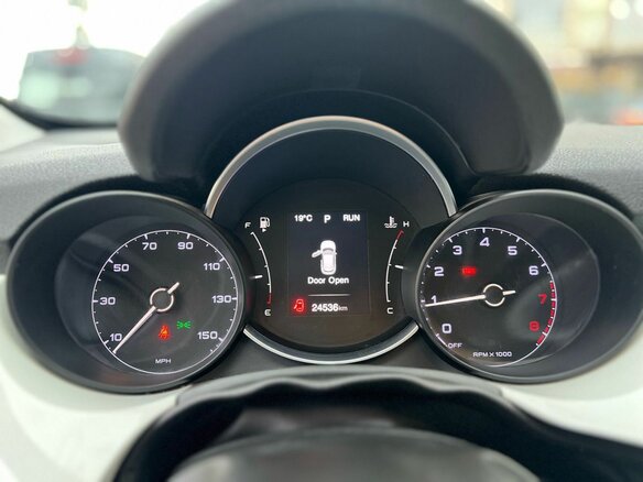 2019 Fiat 500X I Рестайлинг, белый, 1808000 рублей - вид 10