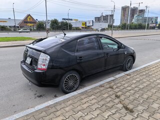 2009 Toyota Prius II Рестайлинг (XW20), чёрный, 700000 рублей, вид 2