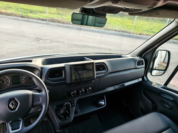2024 Renault Master, белый, 5600000 рублей - вид 10