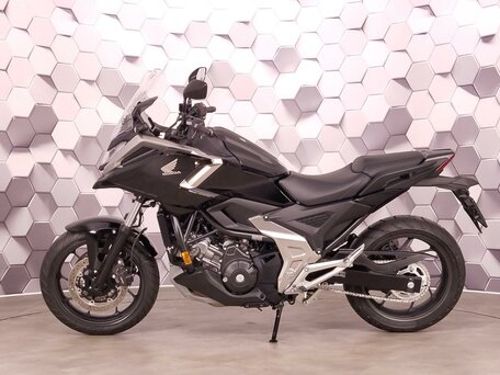 2026 Honda NC 750X, чёрный, 1395000 рублей, вид 4